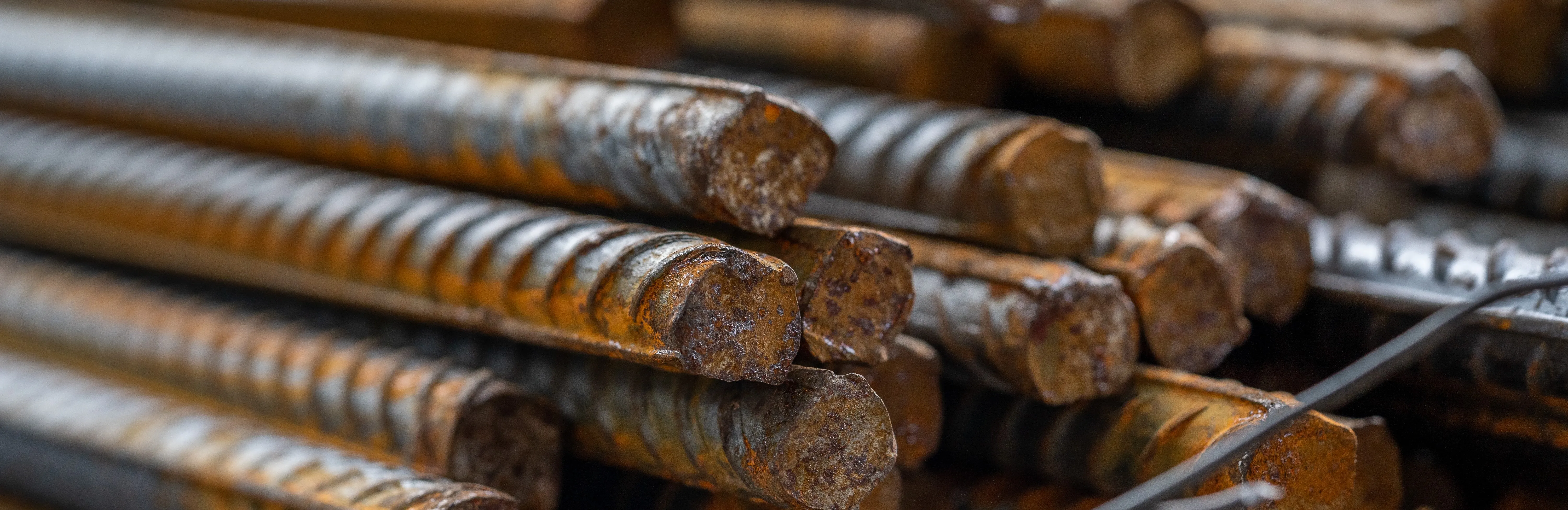 picture of steel building materials