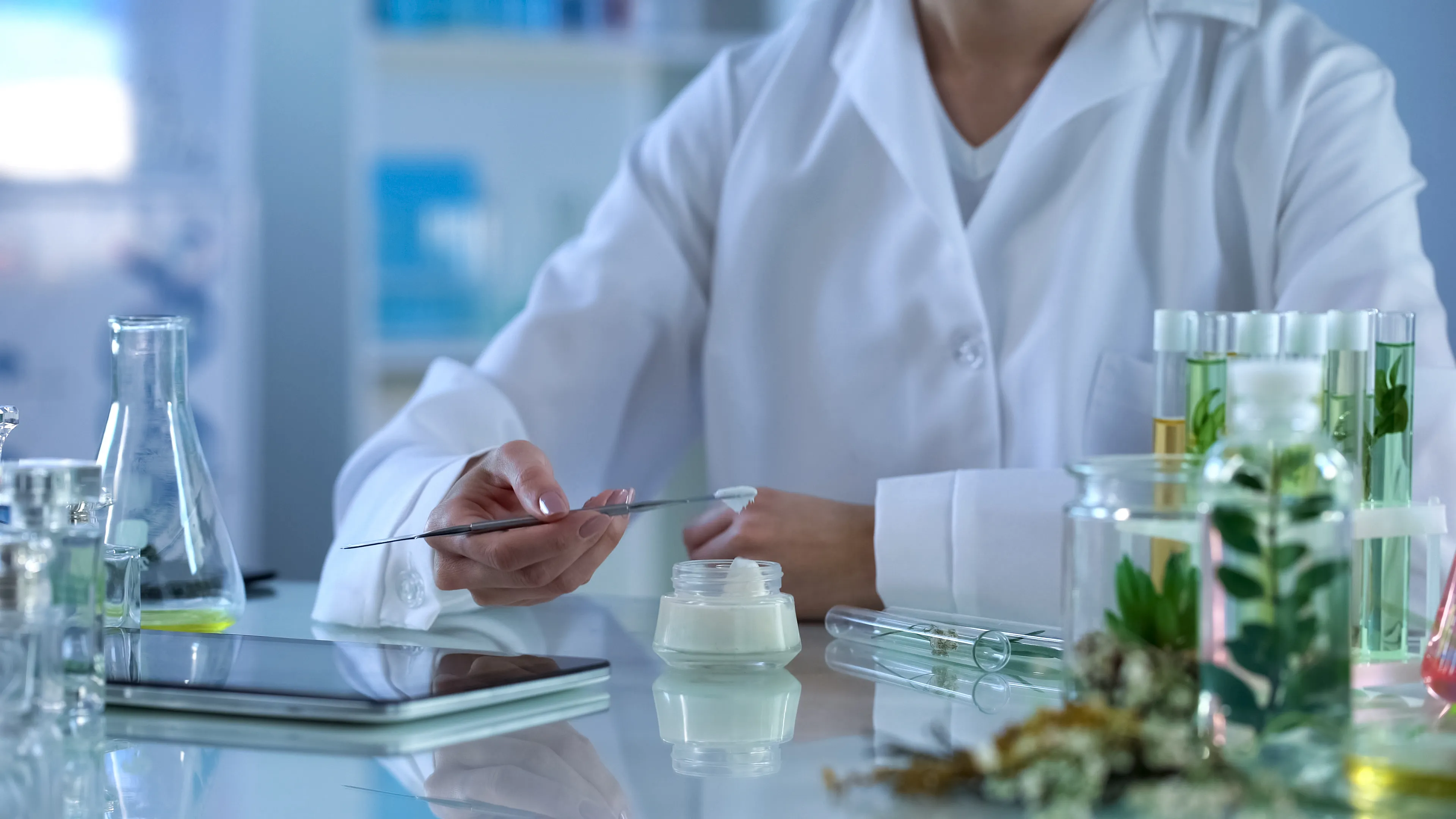 cosmetic cream testing in lab