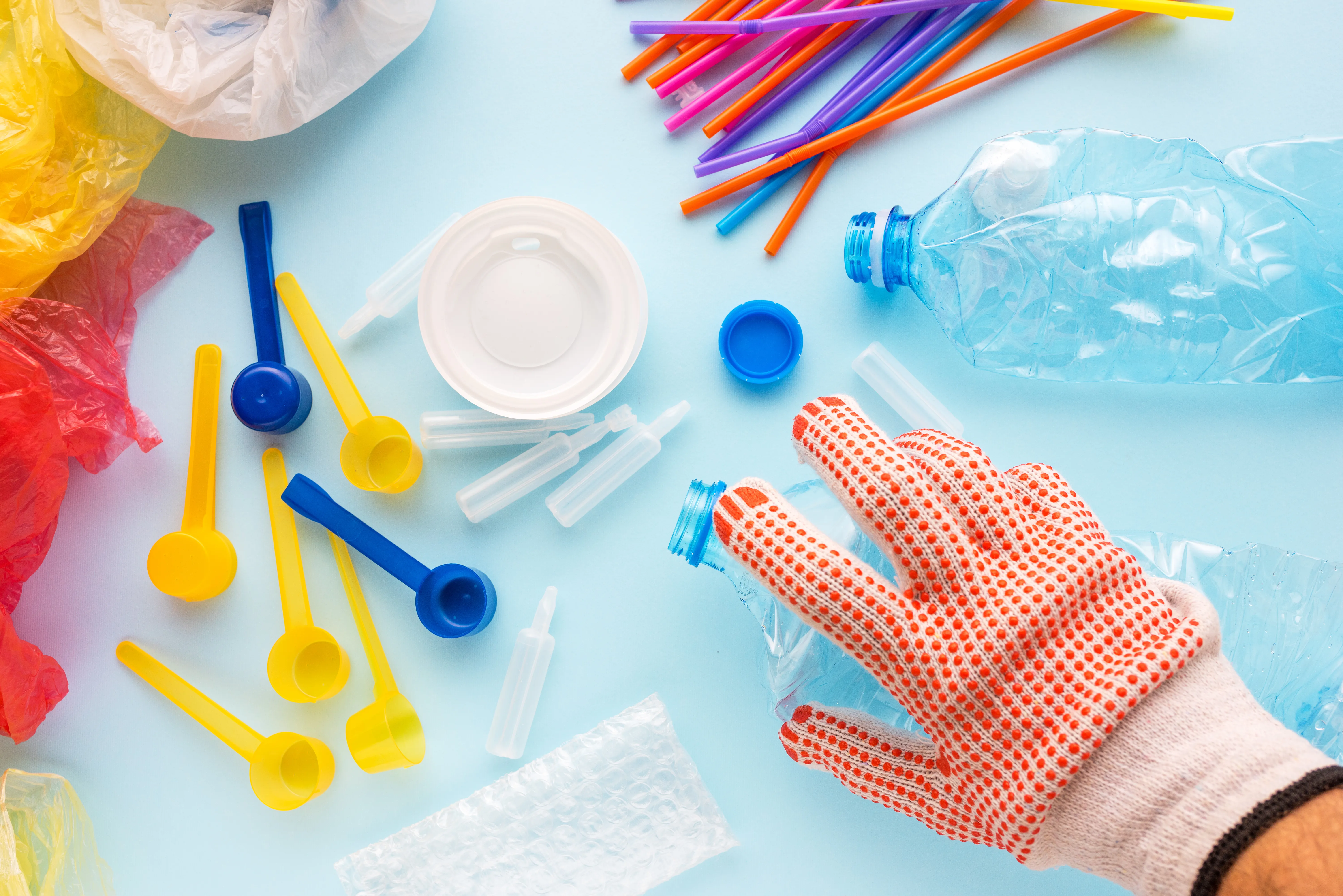 utensils of plastic material